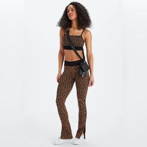Fabletics Flared knitting yoga tights + sports bra set - leopard print sz. M